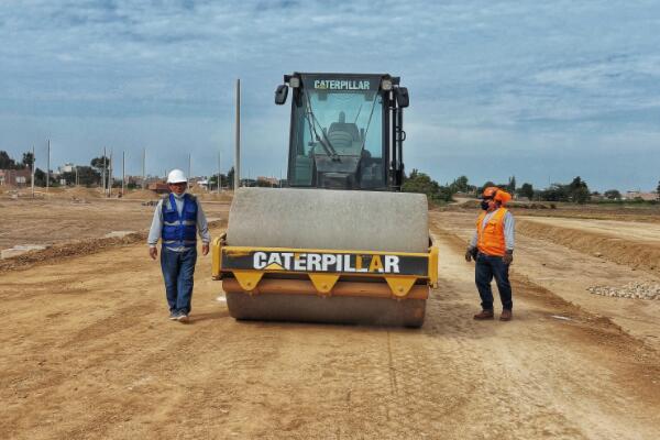 GNSS定位技術在壓路機、挖掘機等工程機械中的智能應用