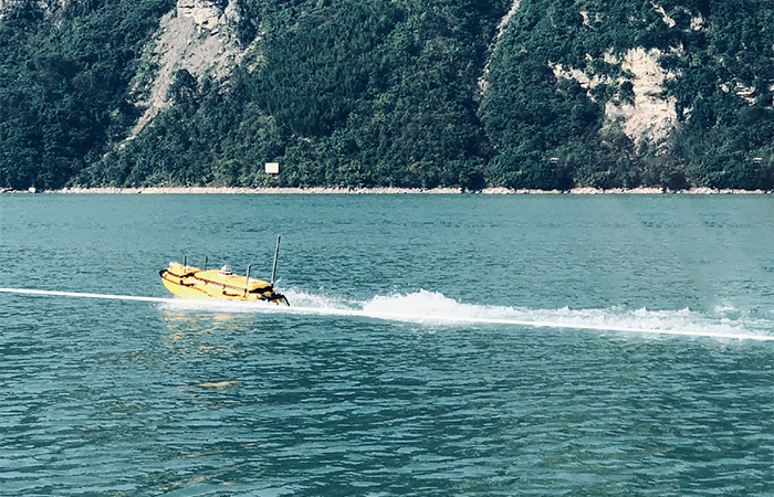 華測—華微4號水文測驗船